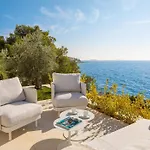 White Pearl: Seafront Luxury With Infinity Pool In * Primosten