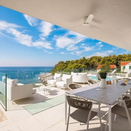 빌라 Amazing Seafront Croatian 5 Bedrooms Pearl *