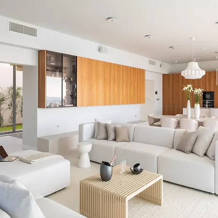 Amazing Seafront Croatian 5 Bedrooms Pearl فيلة Primošten