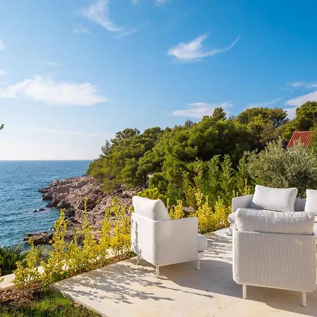 Amazing Seafront Croatian 5 Bedrooms Pearl * Primošten