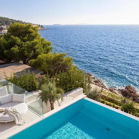 Amazing Seafront Croatian 5 Bedrooms Pearl *