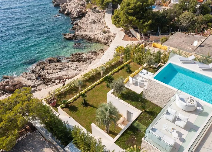 Amazing Seafront Croatian 5 Bedrooms Pearl *