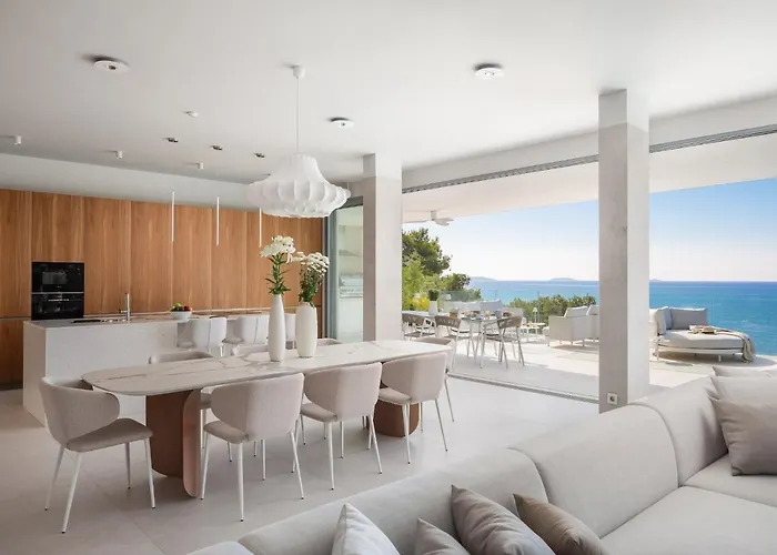 Amazing Seafront Croatian 5 Bedrooms Pearl Villa Primošten