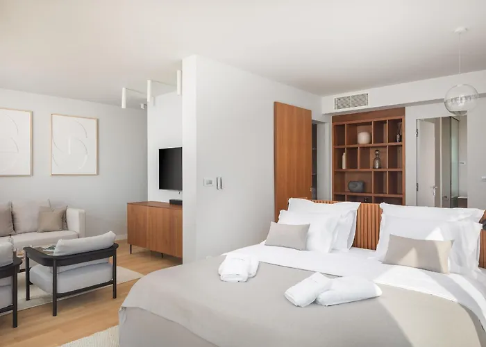 Amazing Seafront Croatian 5 Bedrooms Pearl Villa Primošten