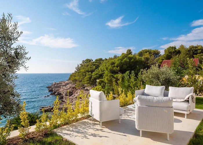 Amazing Seafront Croatian 5 Bedrooms Pearl * Primošten