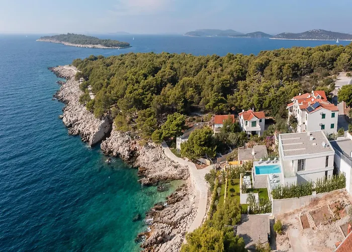 Villa Amazing Seafront Croatian 5 Bedrooms Pearl