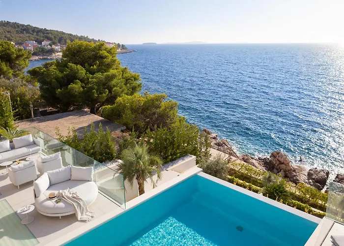 Amazing Seafront Croatian 5 Bedrooms Pearl *